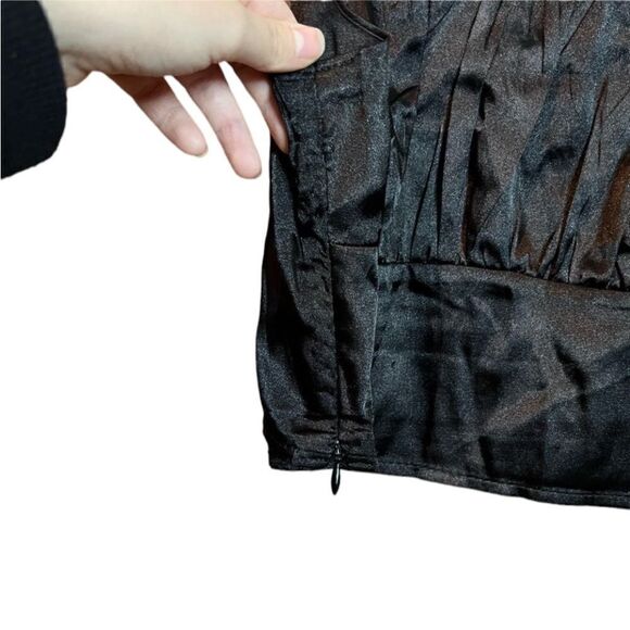 3 for $30! Shein black cropped tank top - Picture 2 of 7